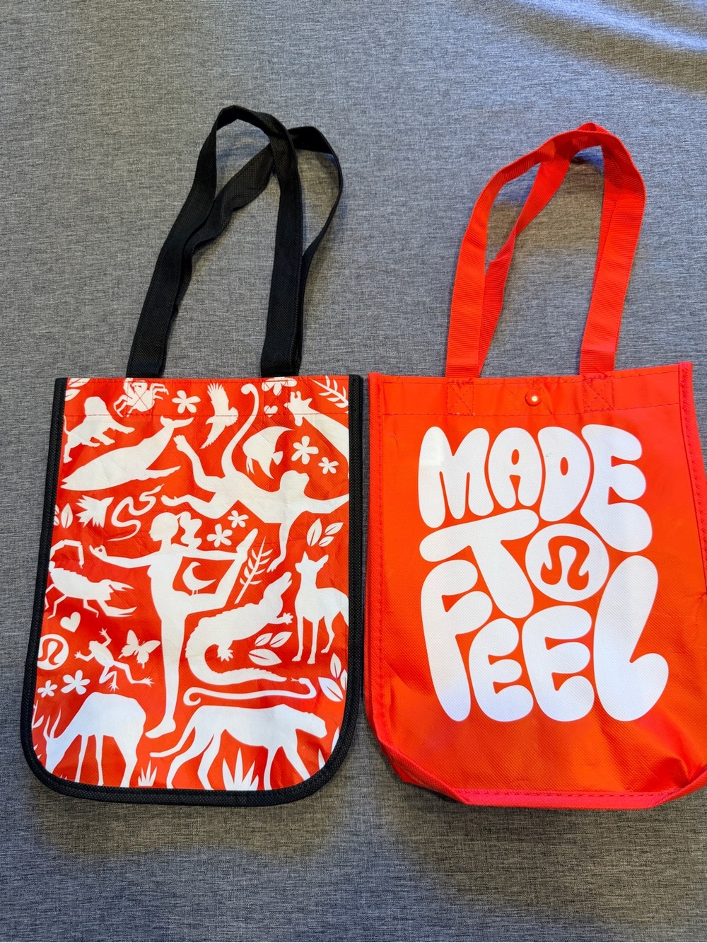 lululemon athletica Red and White Graphic Double Tote Set - NEW